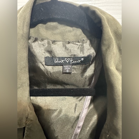 Velvet Heart Olive Green Vest - Picture 4 of 5